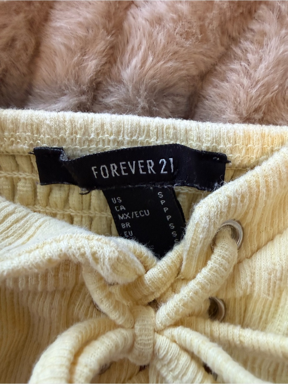 Forever 21 Top - Picture 2 of 2